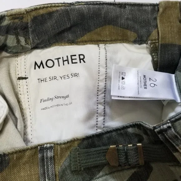 NWT Mother The Sir Yes Sir Camo Cargo Pants in Finding Strength Size 25, 26 $295